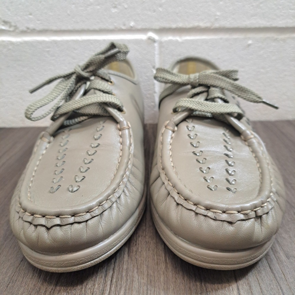 Softspots Women's Size 11 Wide Gray Leather Moccasin Lace Up Comfort Shoes - Picture 4 of 7